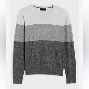Men’s tri-color knit Gap Sweater
